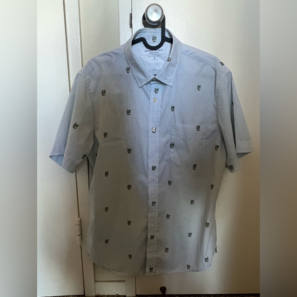 Short sleeve button down Banana Republic cocktail shirt